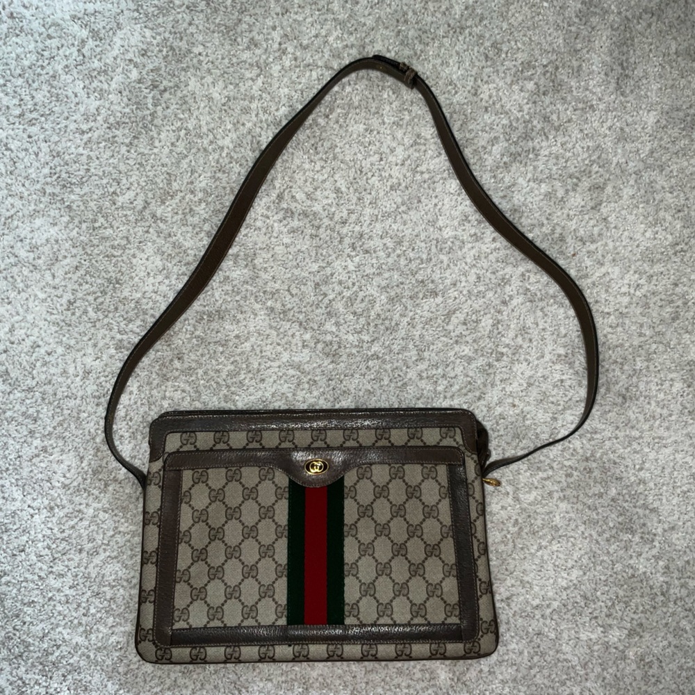 Gucci Ophidia GG Supreme Shoulder Bag